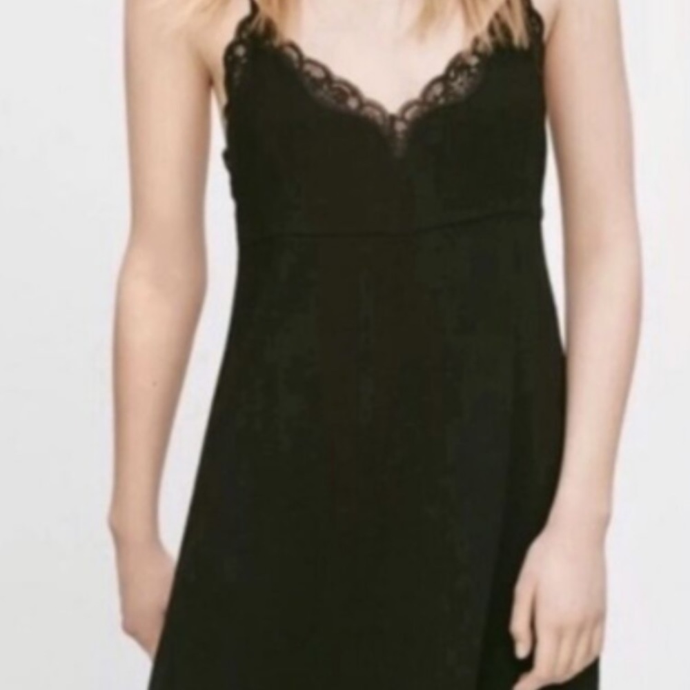 Elegant Black Lace Trim Nightgown